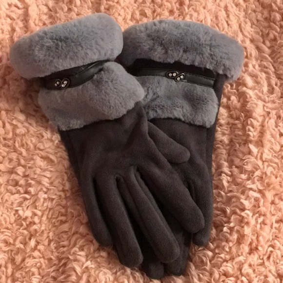 Winter Gloves - Picture 1 of 1